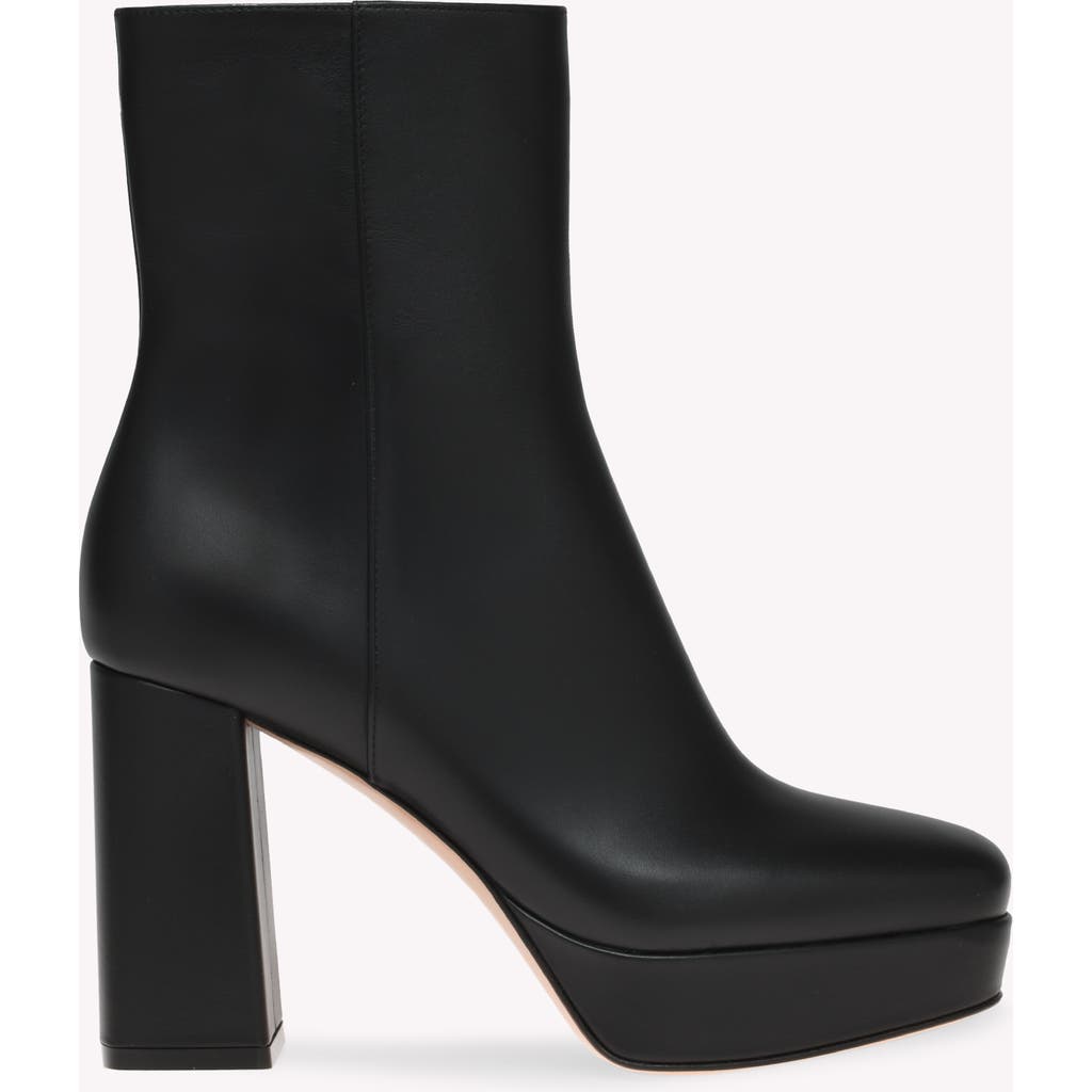 Gianvito Rossi Leather Platform Ankle Boots In Black