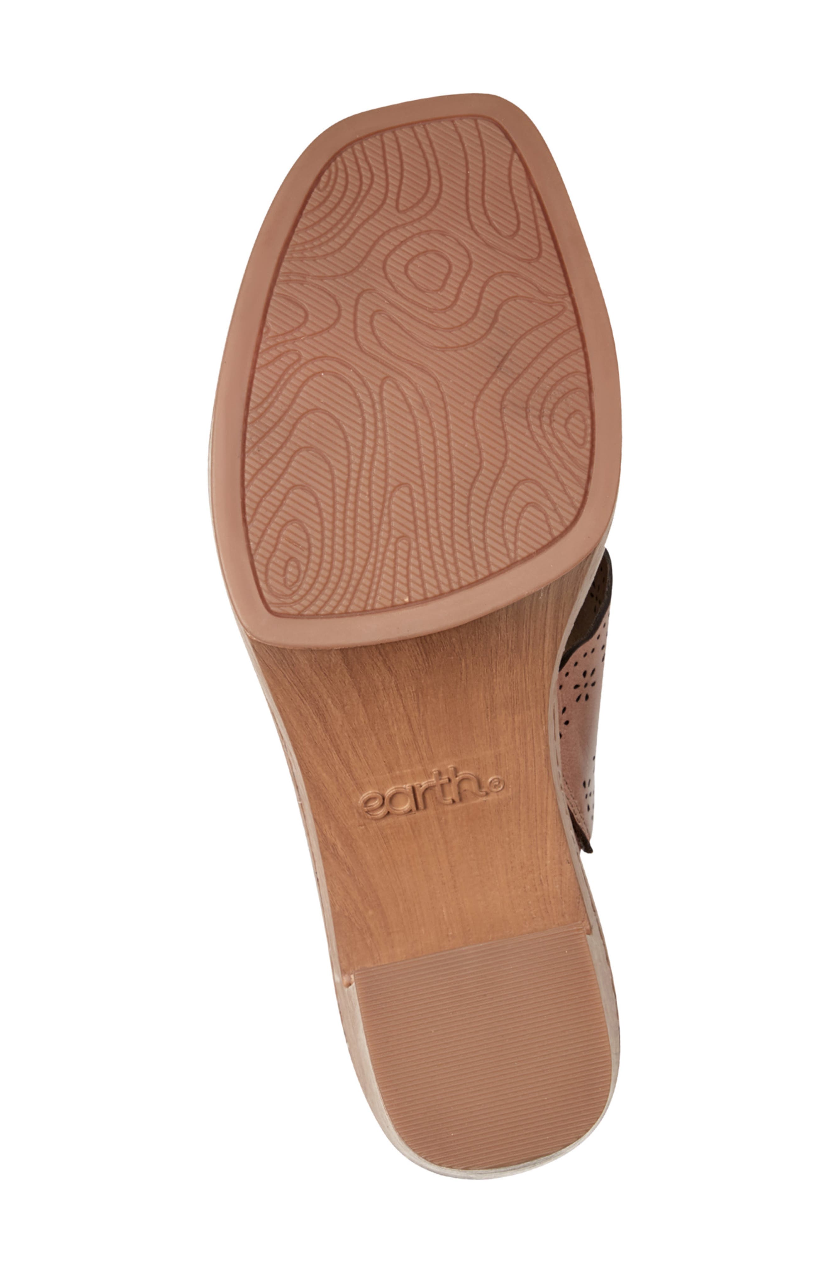 Earth<sup>®</sup> Qamra Platform Sandal, Alternate, color, Med Natural