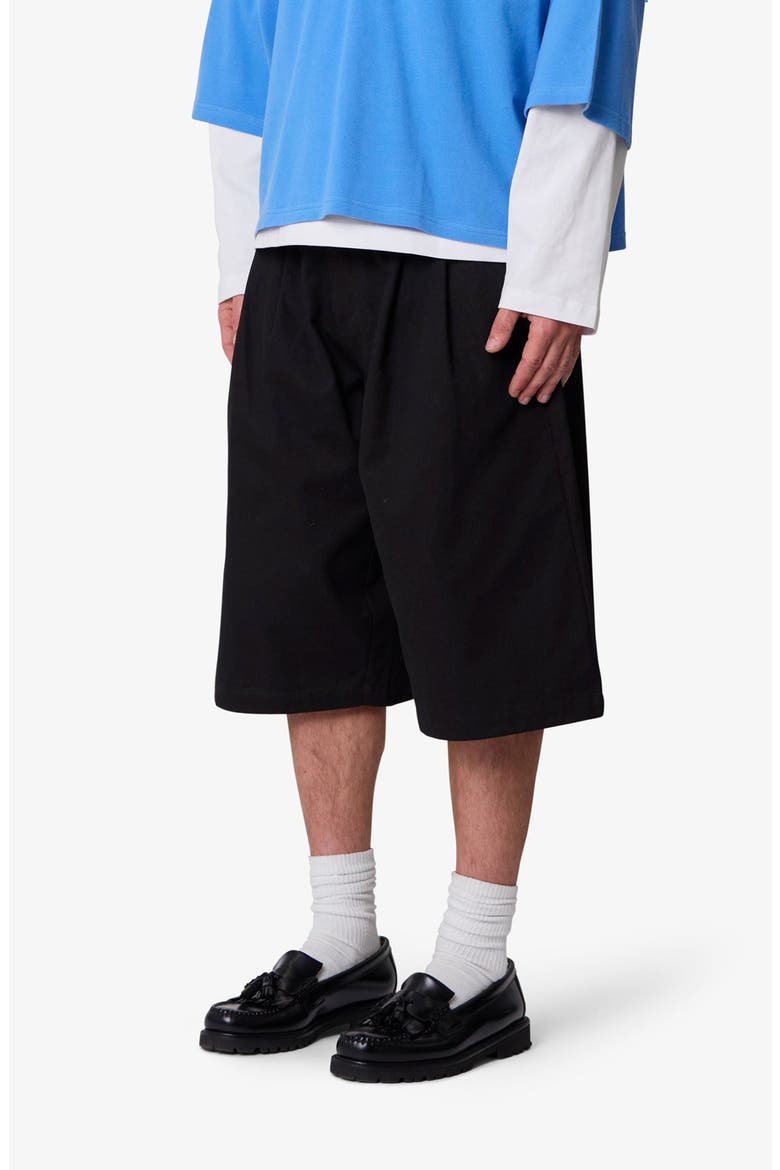 Baggy Fit Pleated Cotton Twill Shorts, Alternate, color, BLACK