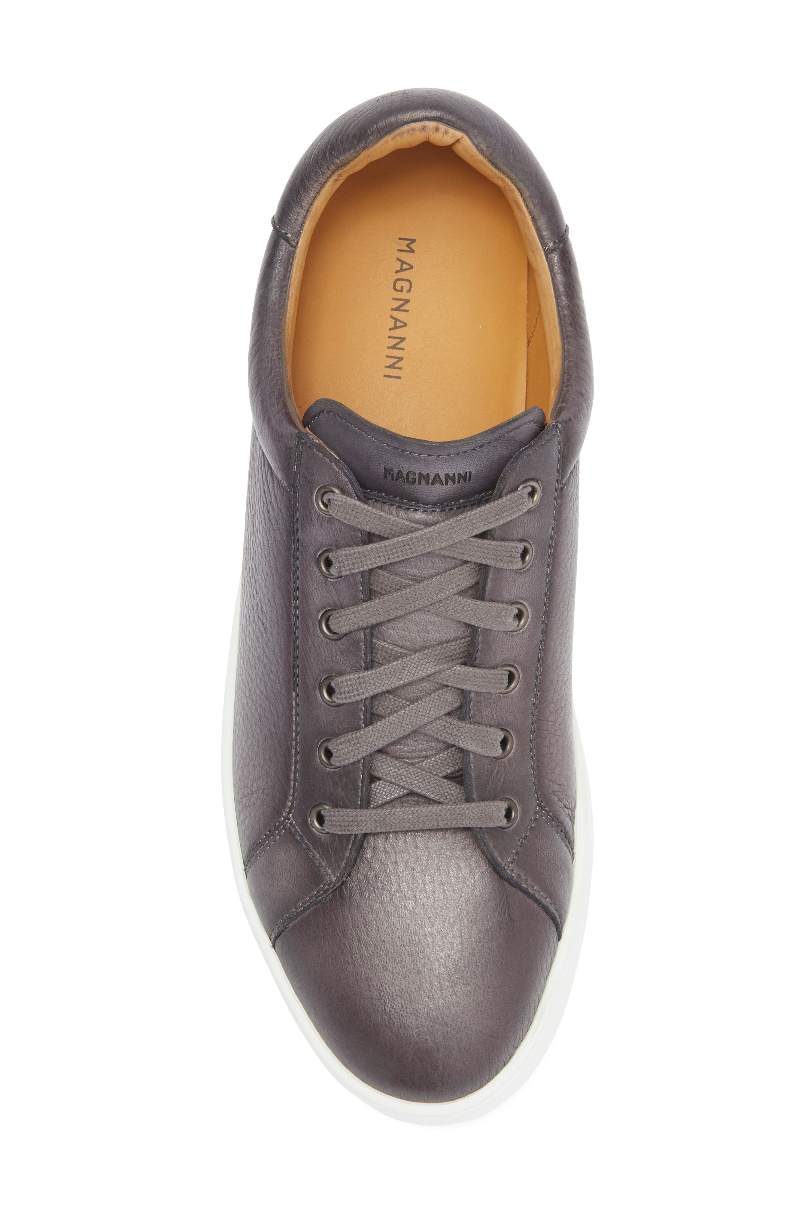 Magnanni Leve Low Top Sneaker, Alternate, color, Grey