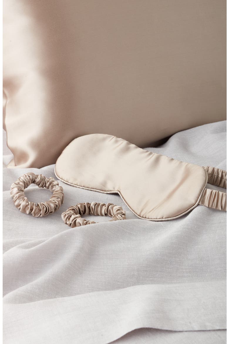 Set of 2 Silk Pillowcases, Alternate, color, TAN THREAD