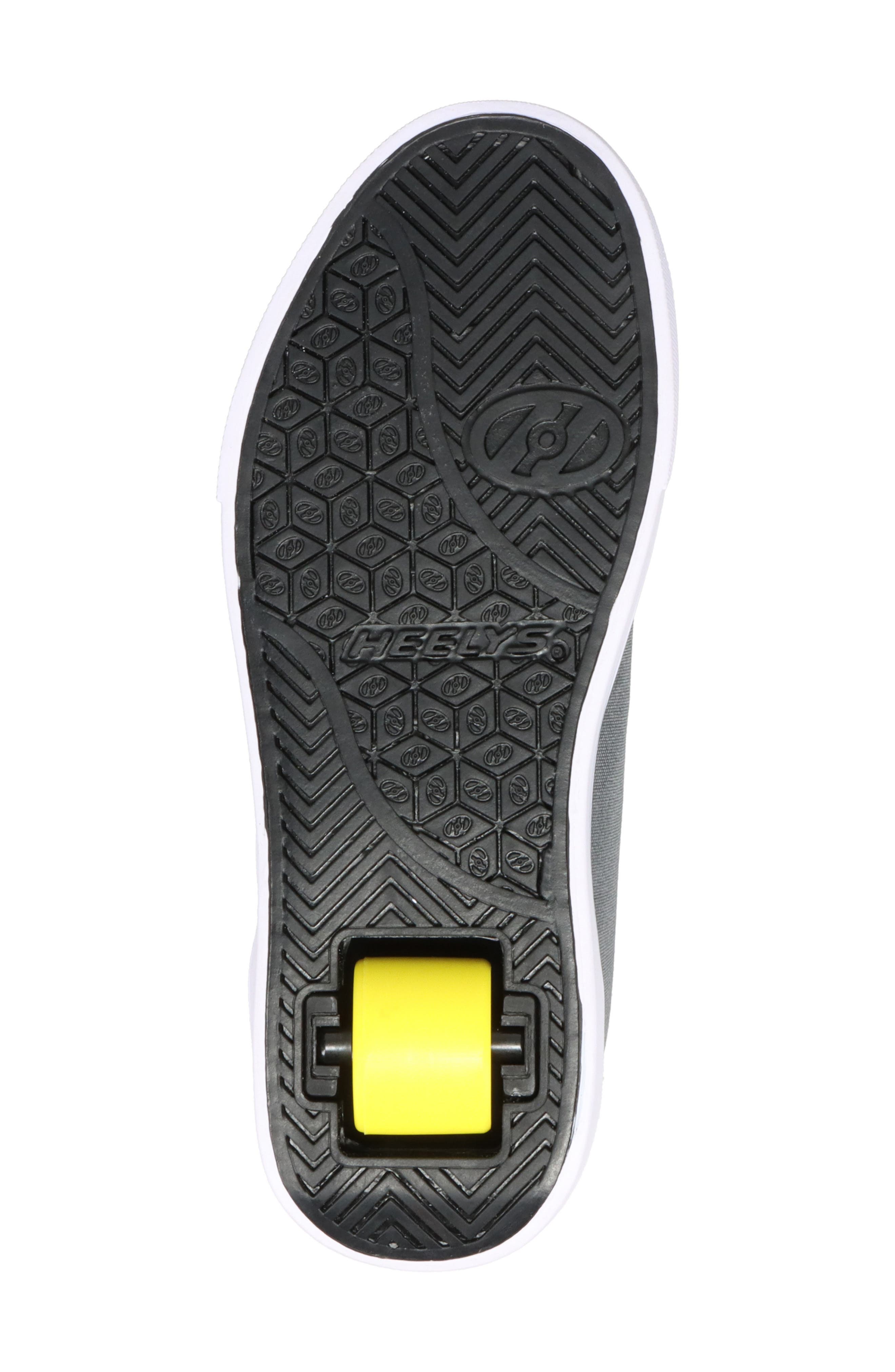 Heelys Kids' Minions Pro 20 Skate Sneaker, Alternate, color, 