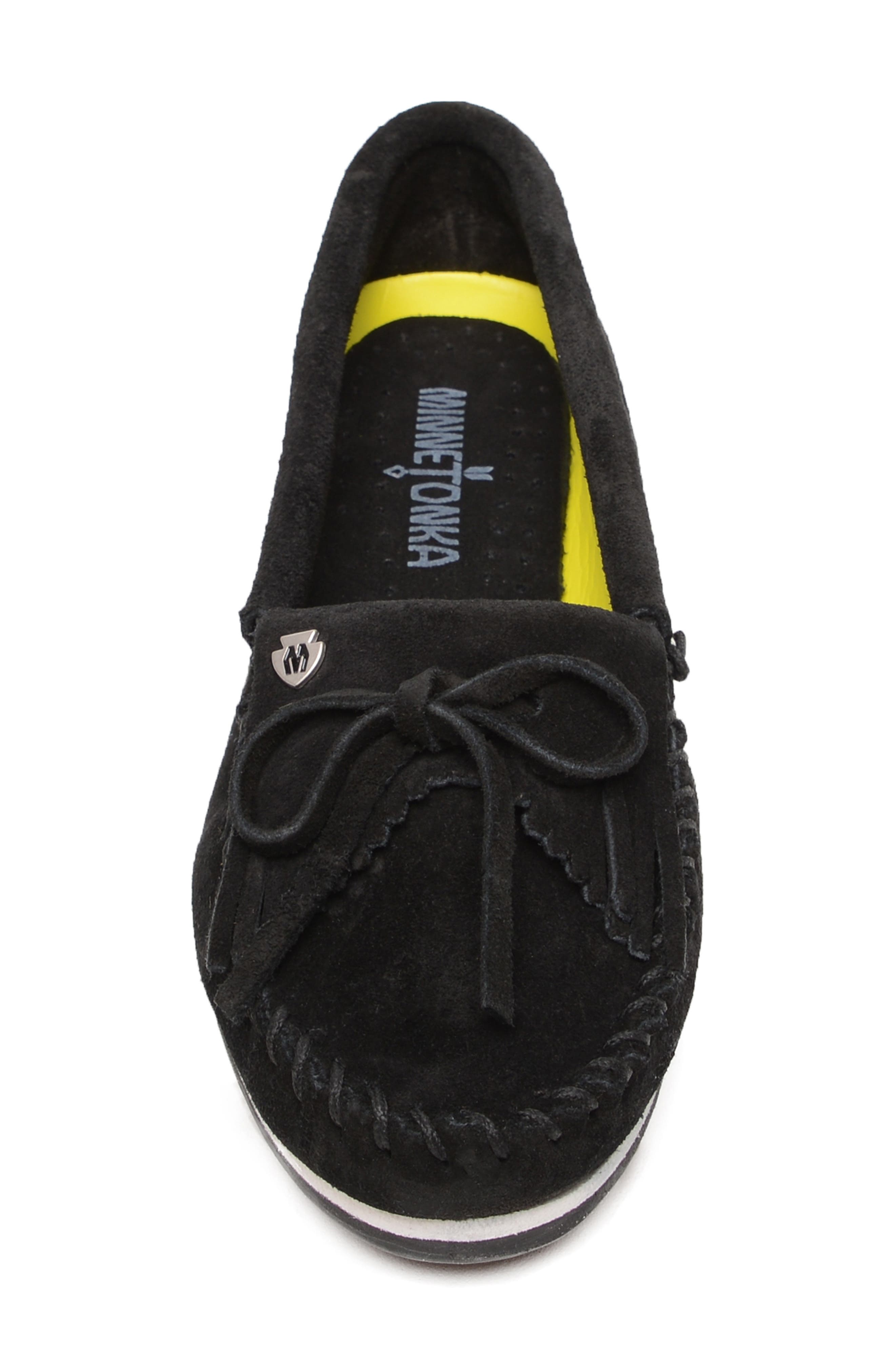 Minnetonka Kilty Plus Driving Shoe, Alternate, color, 