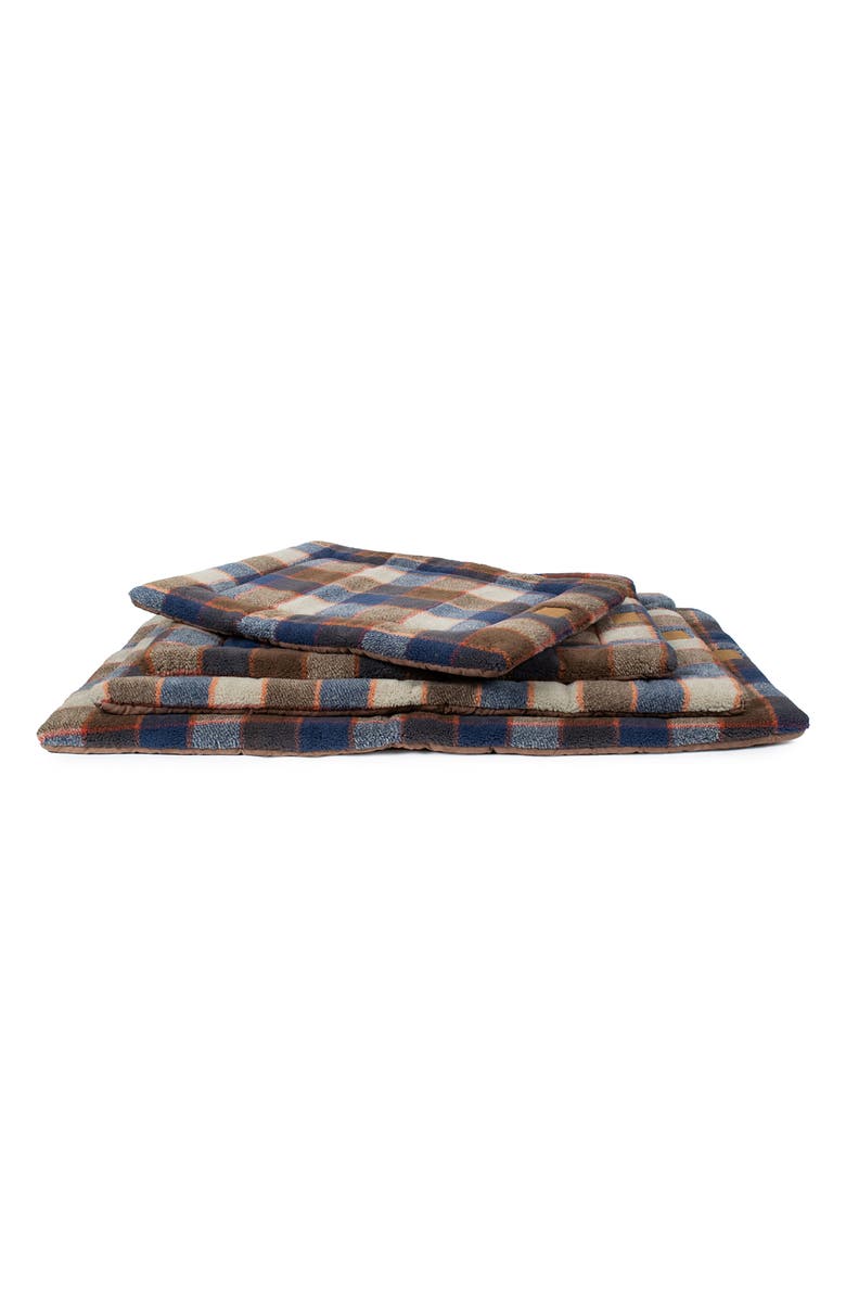 Pendleton Fleece Comfort Cushion, Alternate, color, Mountain Plaid