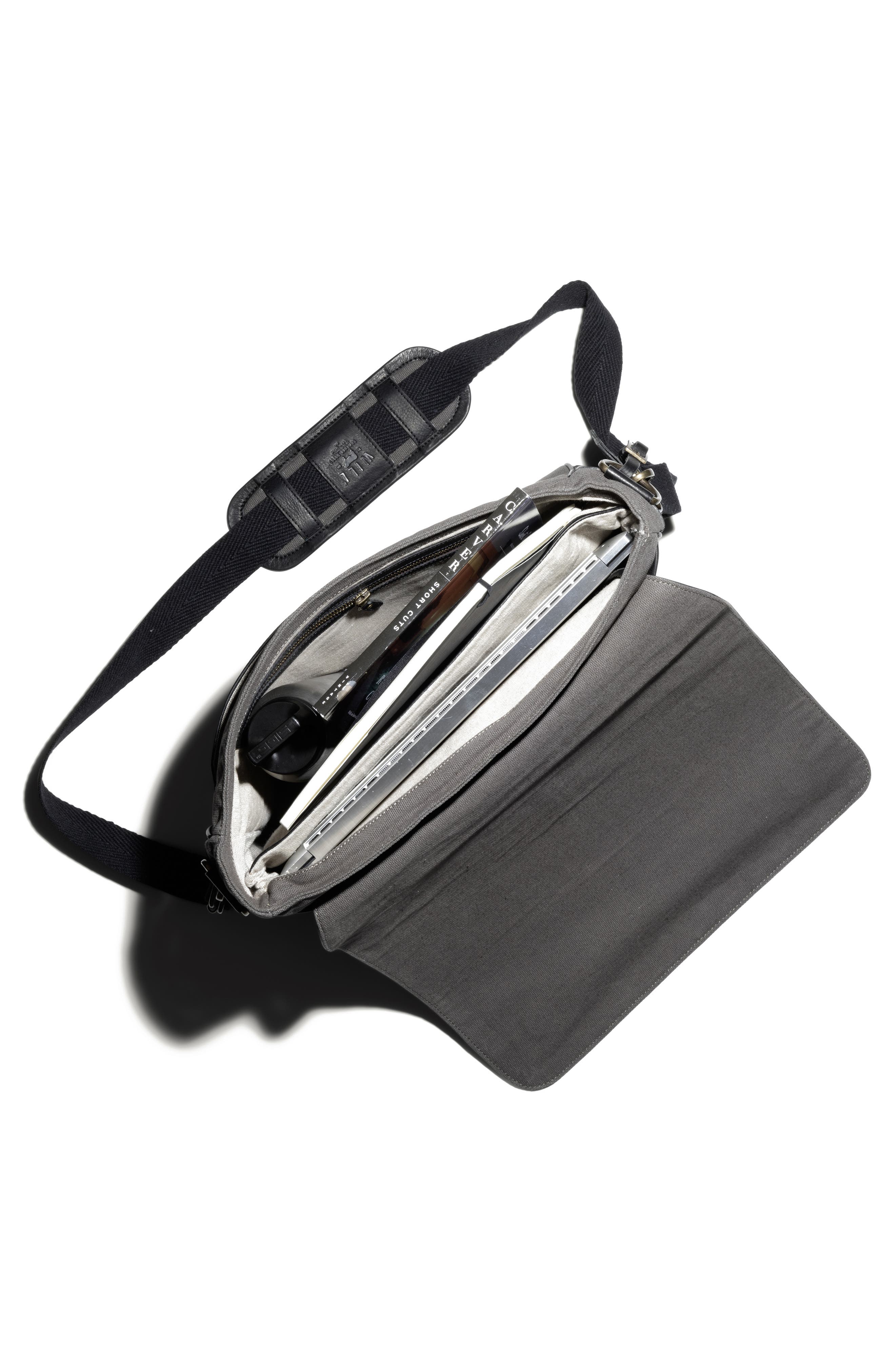 Will Leather Goods Commuter Slim Messenger Bag, Alternate, color, 