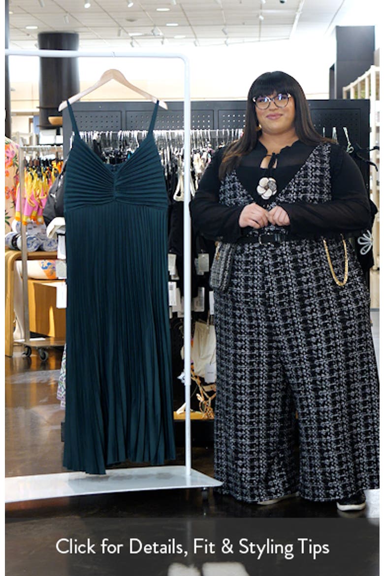 Ariana Pleat Dress video
