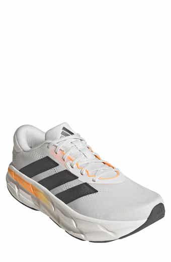Questar 4 Running Shoe