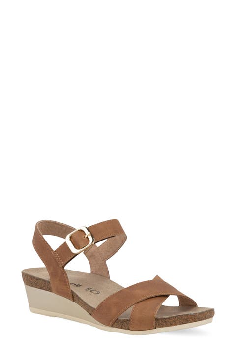 Throne Wedge Sandal (Women)