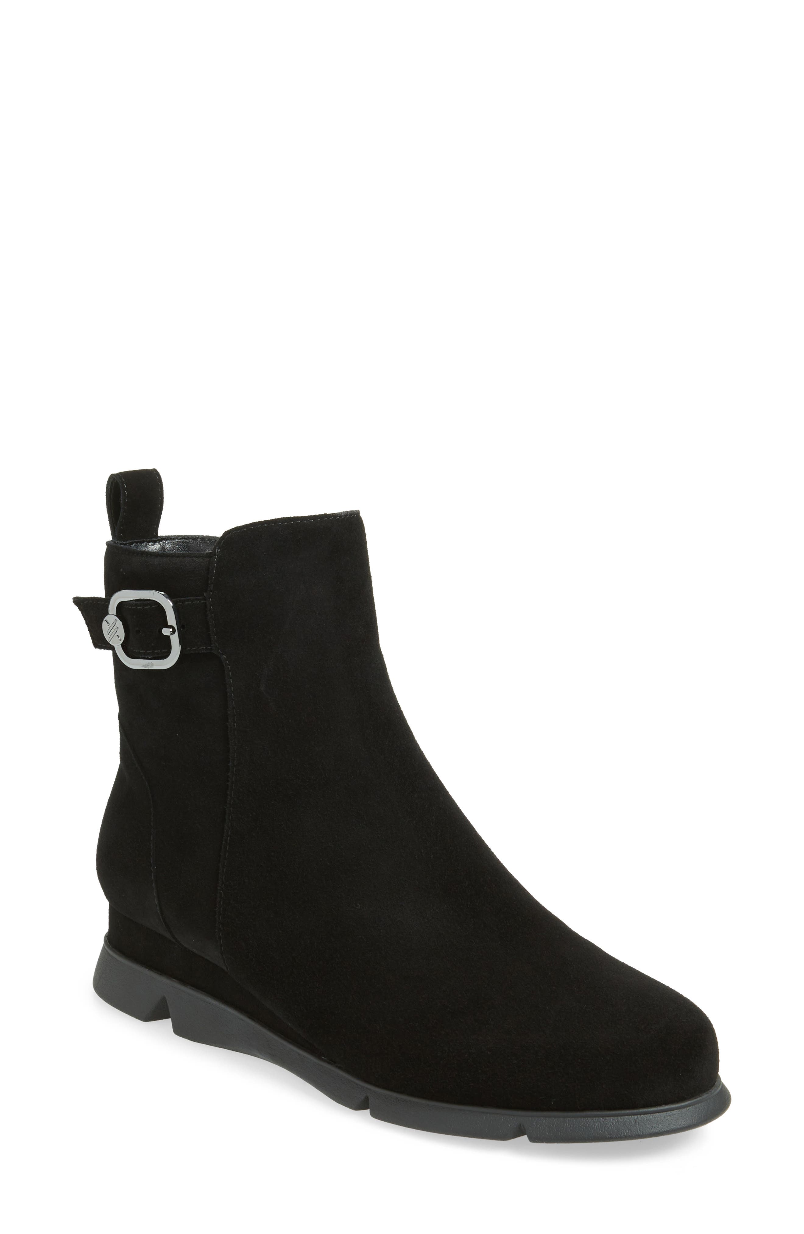 The FLEXX Marienne Wedge Bootie in Black 