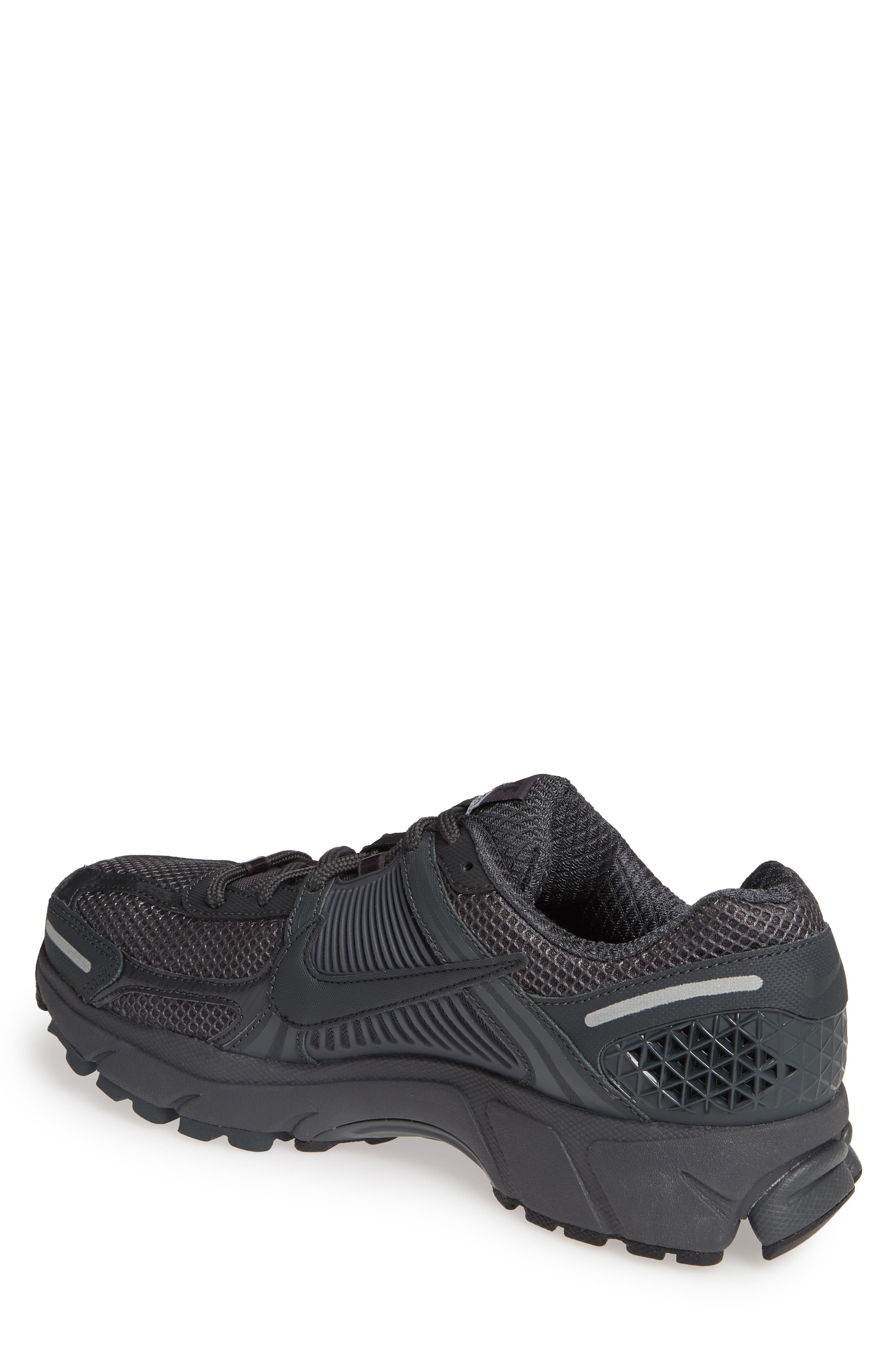 Nike Zoom Vomero 5 SP Sneaker, Alternate, color, 