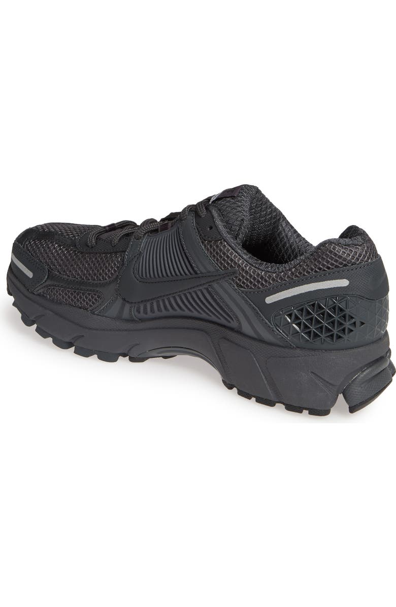 Nike Zoom Vomero 5 SP Sneaker, Alternate, color,