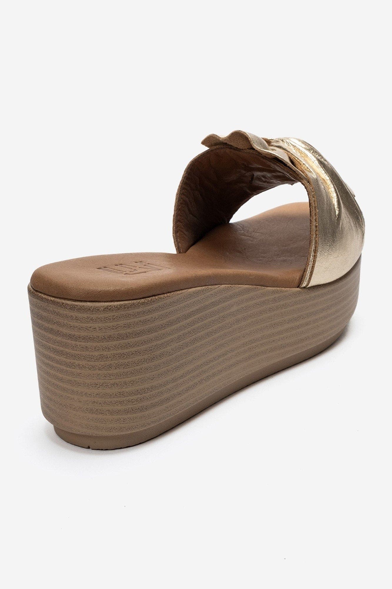 Syndra Bow Wedge Leather Sandal, Alternate, color, Gold Leather