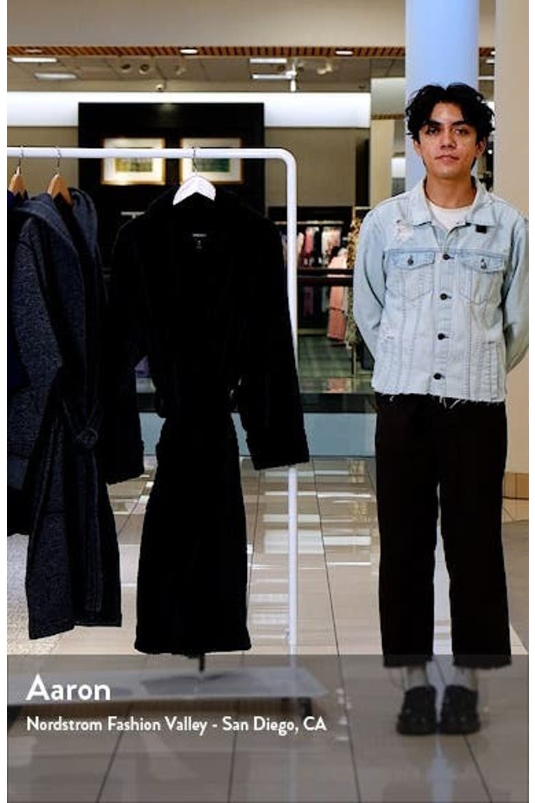 Plush Jacquard Robe video