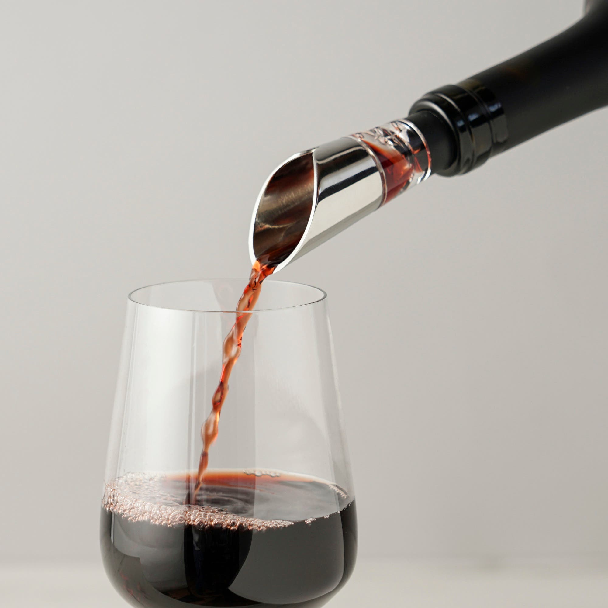 Viski Summit Aerating Pour Spout - Thumbnail 2