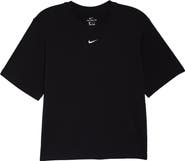 Nike Sportswear Essential T-Shirt