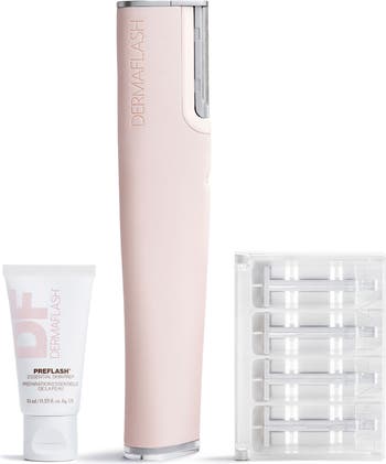 DERMAFLASH LUXE+ Anti-Aging Sonic Dermaplaning + Peach Fuzz