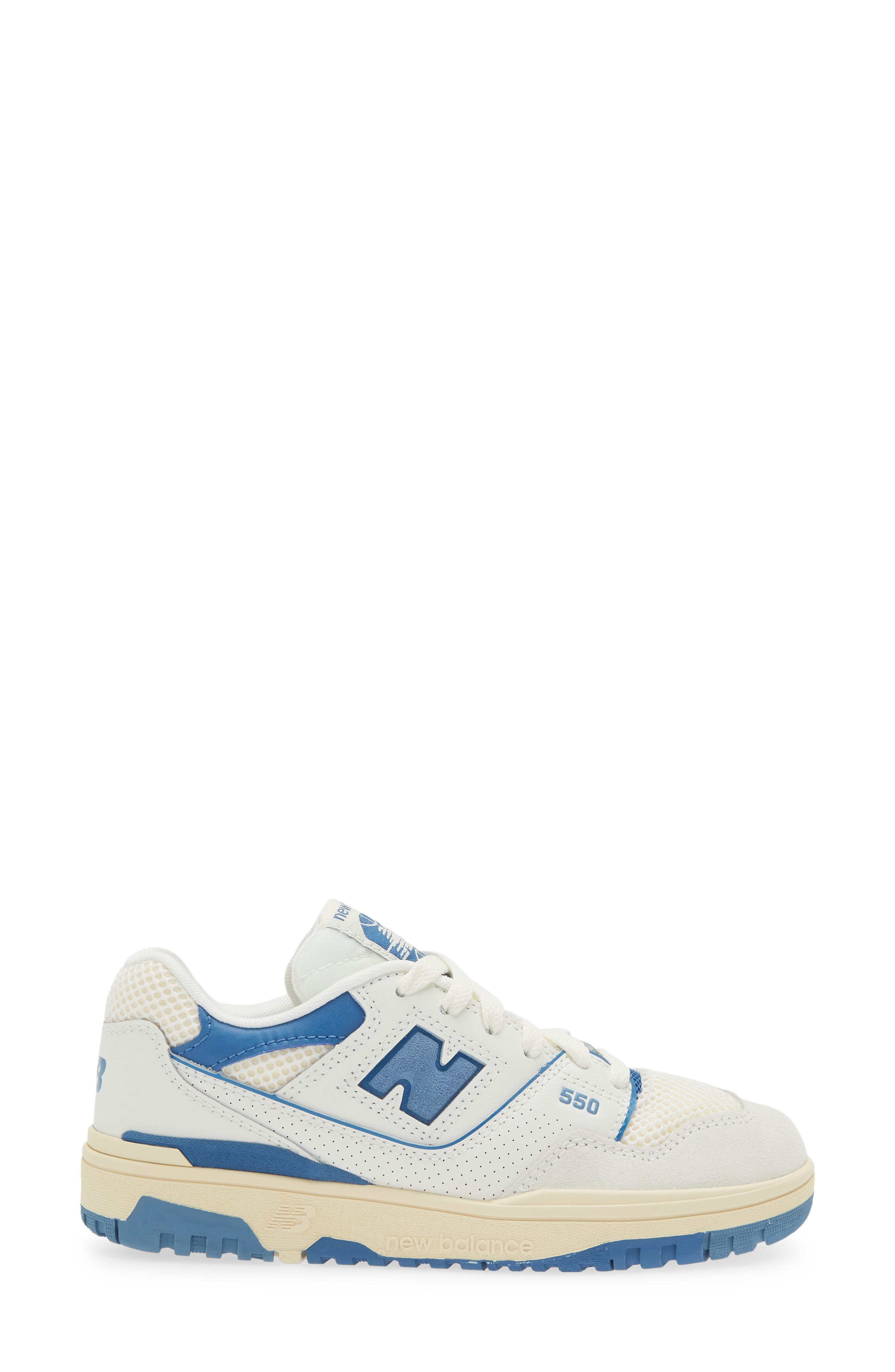New Balance 550 Basketball Sneaker, Alternate, color, Heron Blue/ Sea Salt