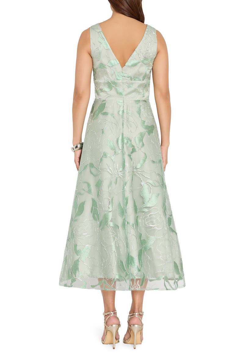 tahari silver dress NEW Tahari Silver Pewter Geo Floral Eyelet Cutout Sheath Dress 4 158$