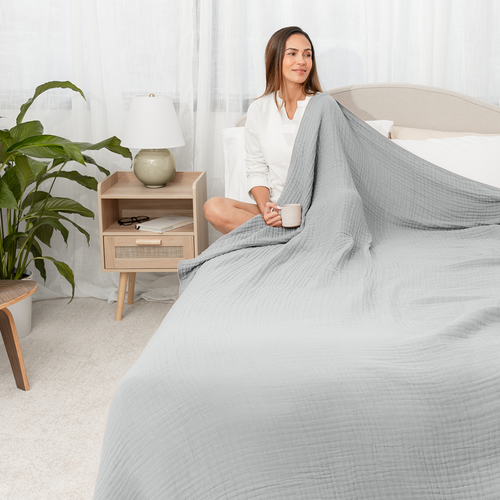 Comfy Cubs Adult Muslin Blanket In Gray