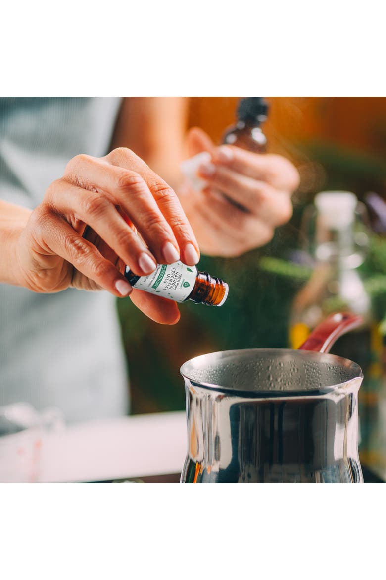 100% Pure & Natural Peppermint Essential Oils, Alternate, color, Green