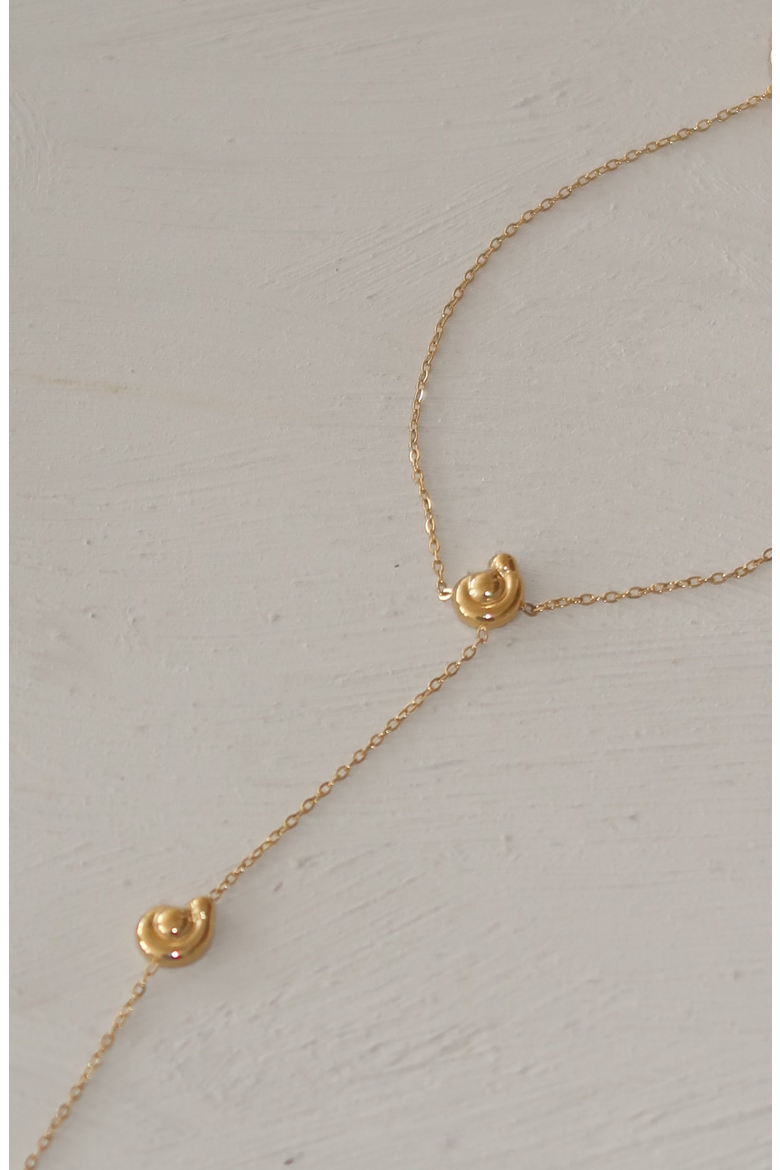 Cove Hand Chain, Alternate, color, Gold
