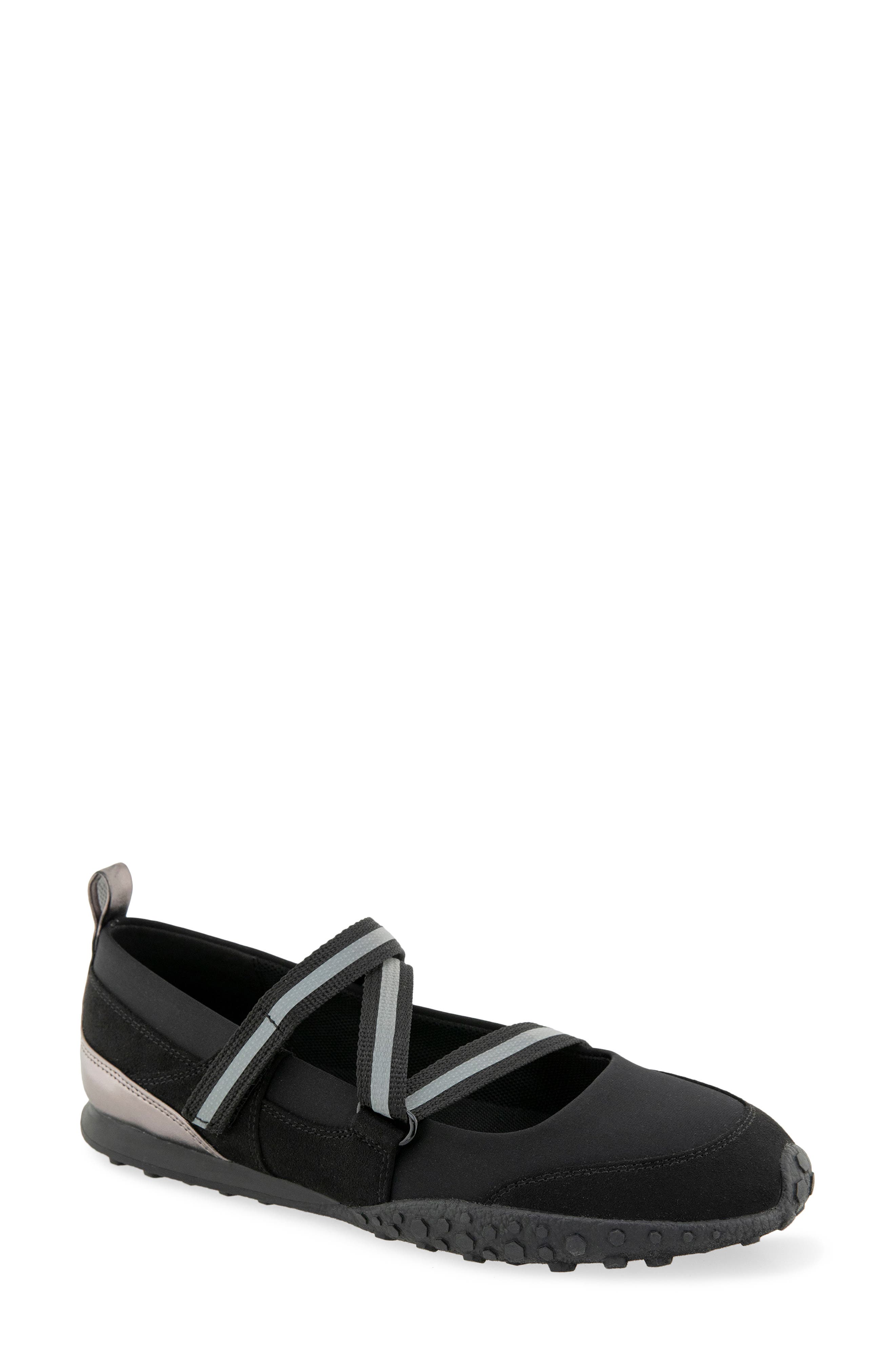 Vesper Slip-On Sneaker