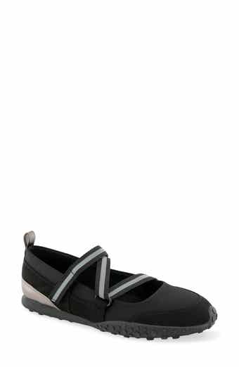Vesper Slip-On Sneaker