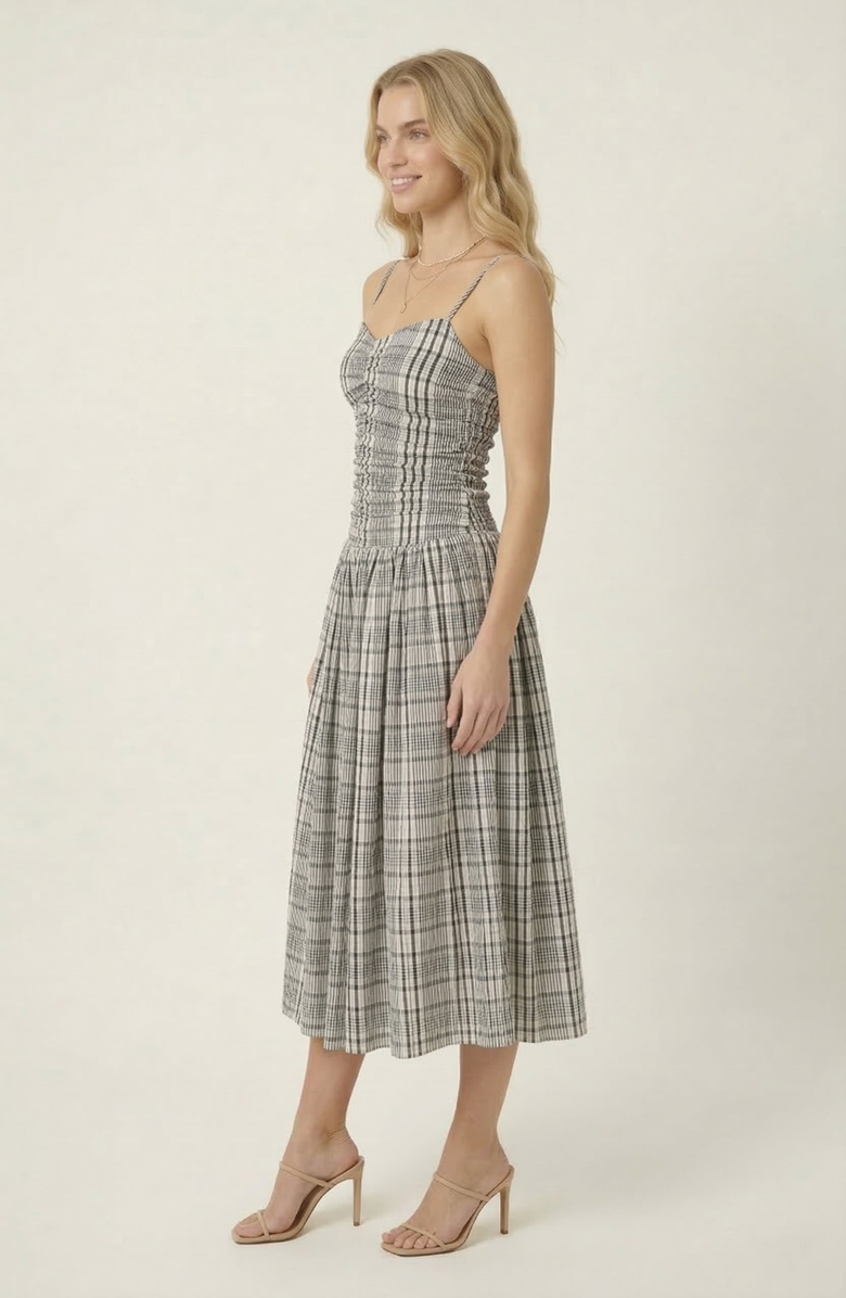 Modenaire Plaid Smocked Bodice Midi Dress, Alternate, color, Charcoal Plaid