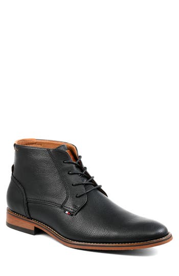 Tommy Hilfiger Men's Bage Lace Up Chukka Boots In Black Tumble