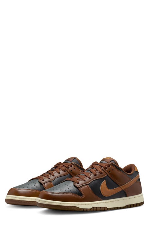 Dunk Low Retro Basketball Sneaker (Men)