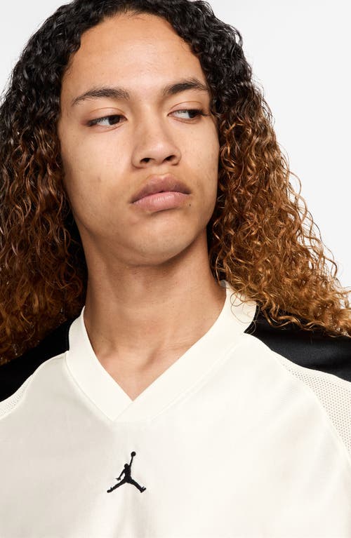 Nike Mvp Oversize V-neck Jersey In Sail/black