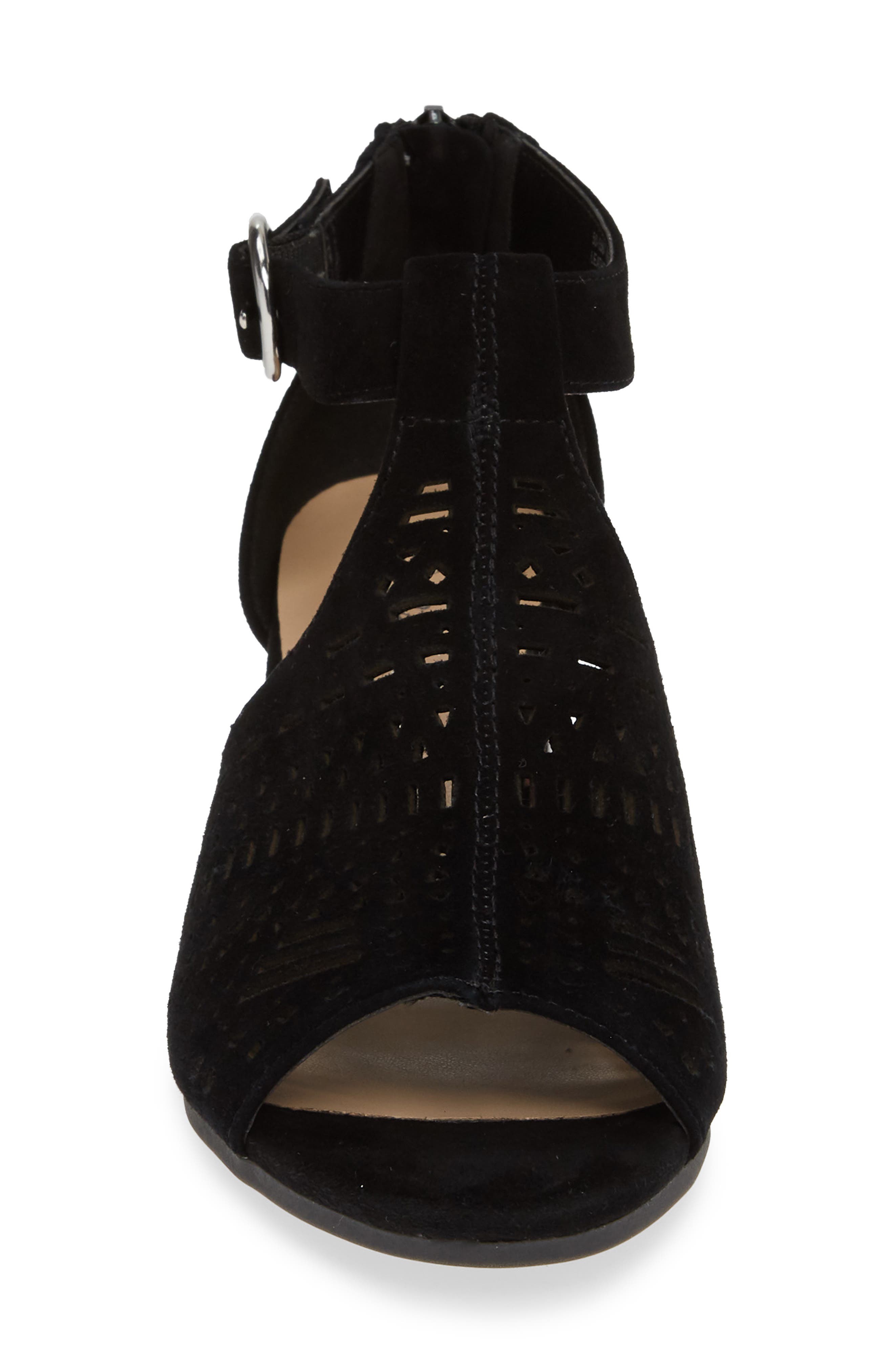 Bella Vita Finn Sandal, Alternate, color, 