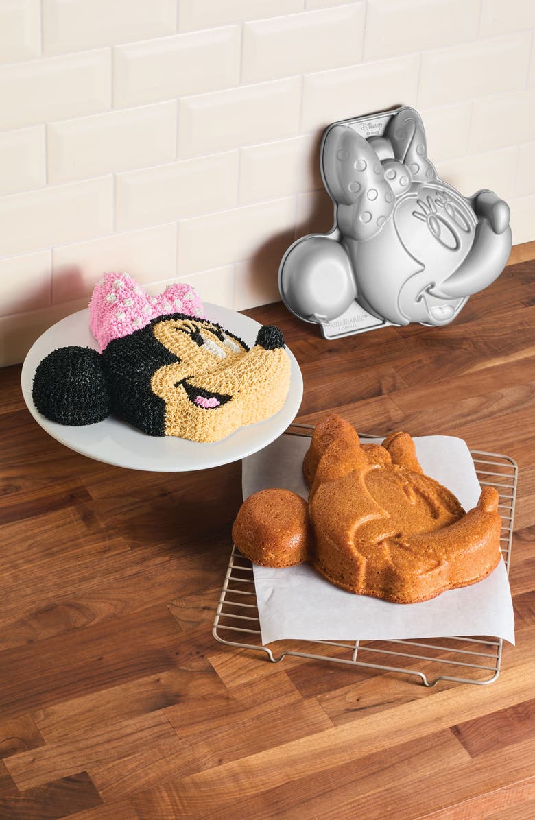 Disney x Farberware Minnie Mouse 3D Cake Pan, Alternate, color, Gray