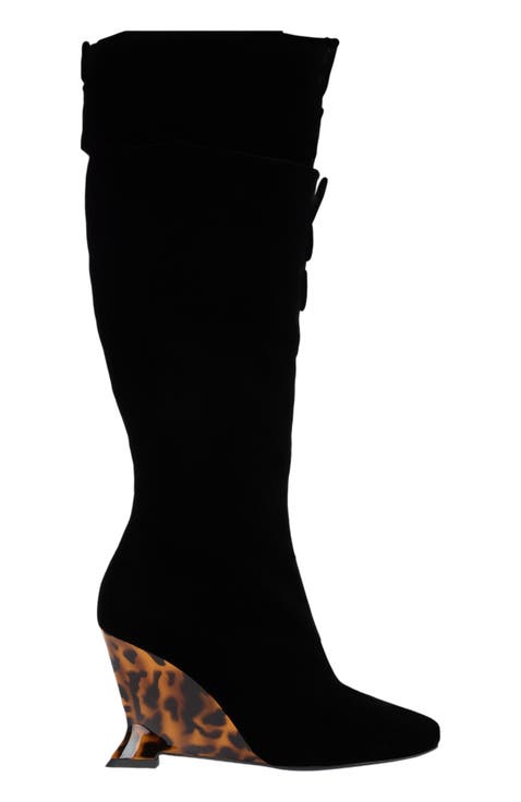 Wedge boots in velvet