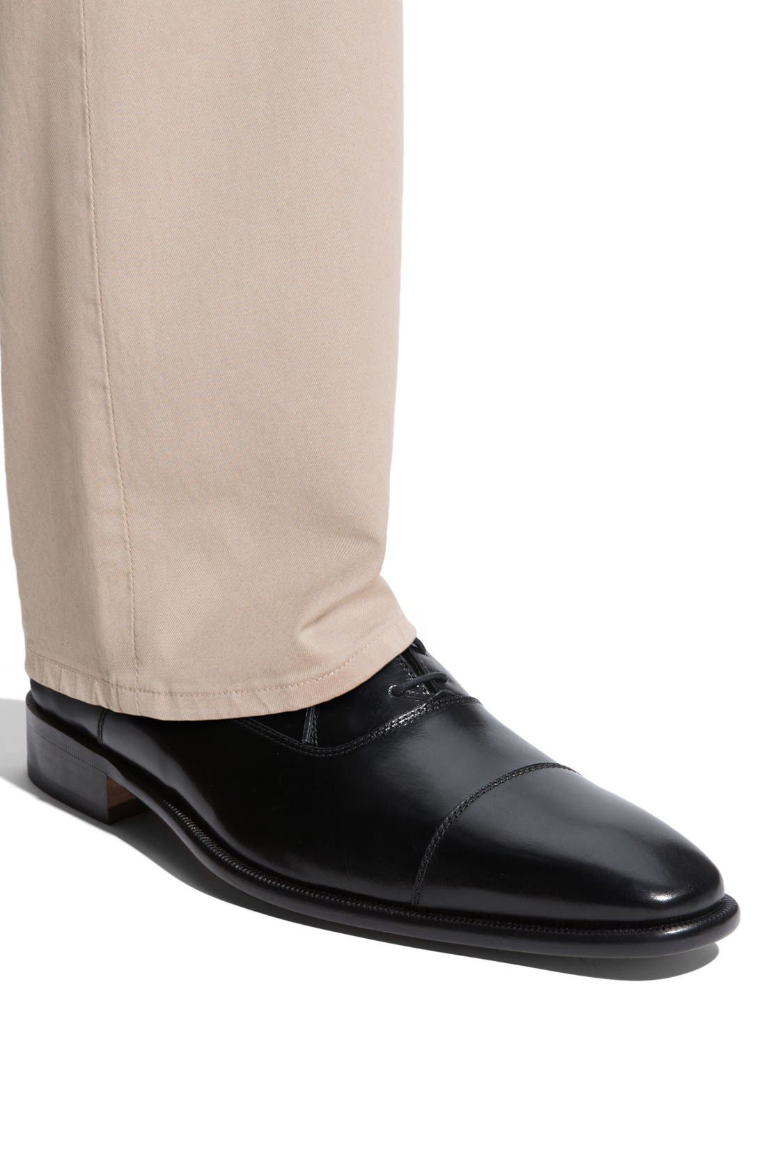 John W. Nordstrom<sup>®</sup> 'Lido' Oxford, Alternate, color, 