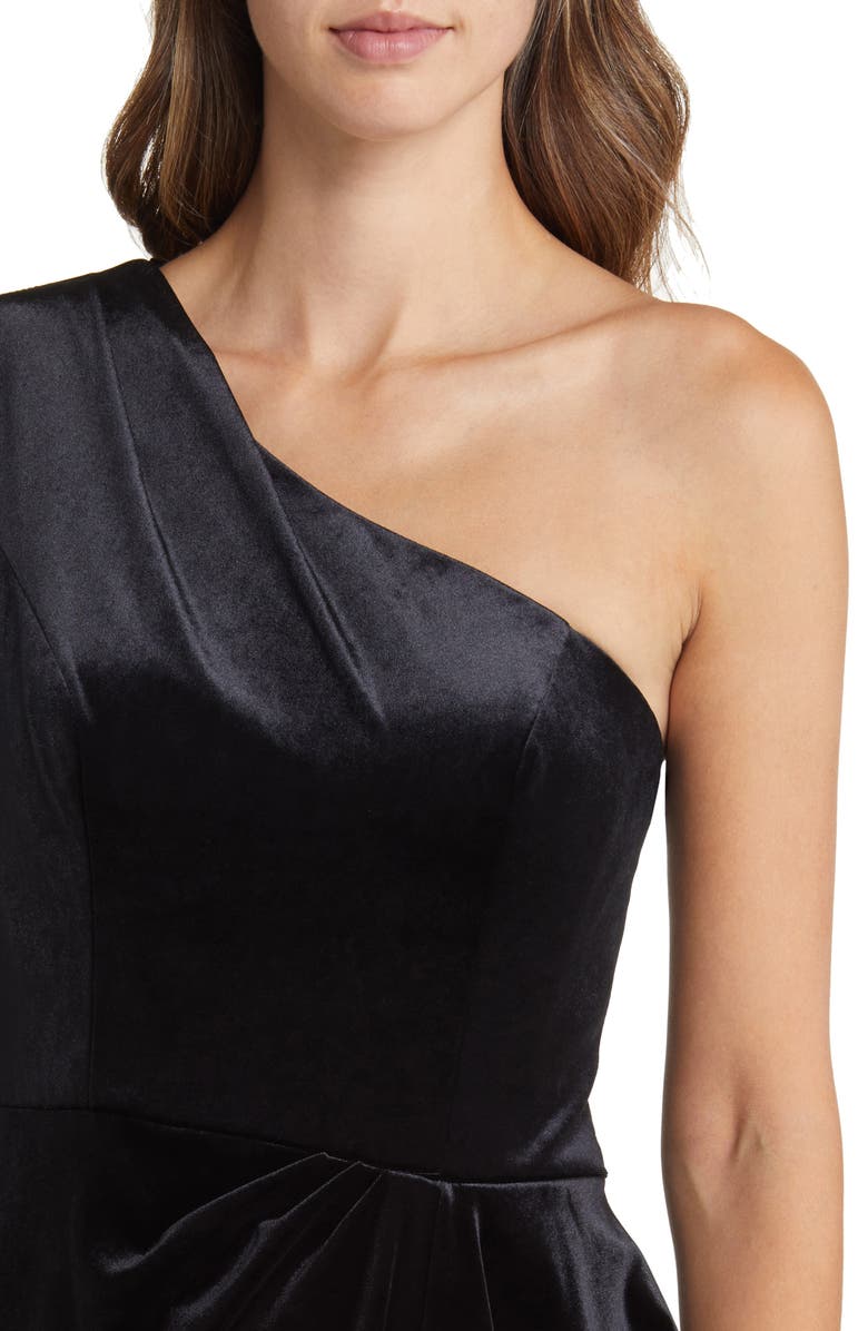 Amsale One-Shoulder Single Long Sleeve Velvet Gown, Alternate, color, 