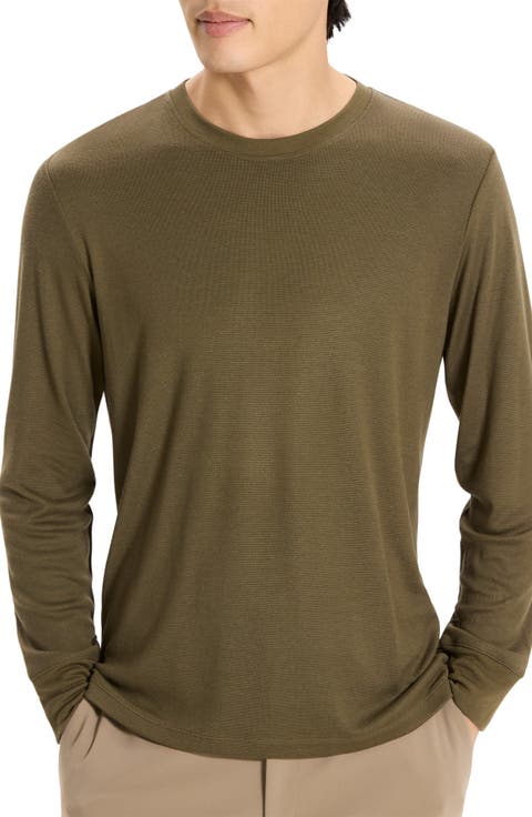 Essential Long Sleeve T-Shirt