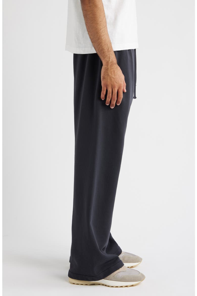 Classic Fit Training Logo Flare Leg Sweatpants, Alternate, color, CONCRETE/DARK CONCRETE HEATHER