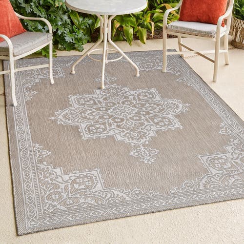 Jonathan Y Arden Vintage Casual Medallion Indoor/outdoor Area Rug