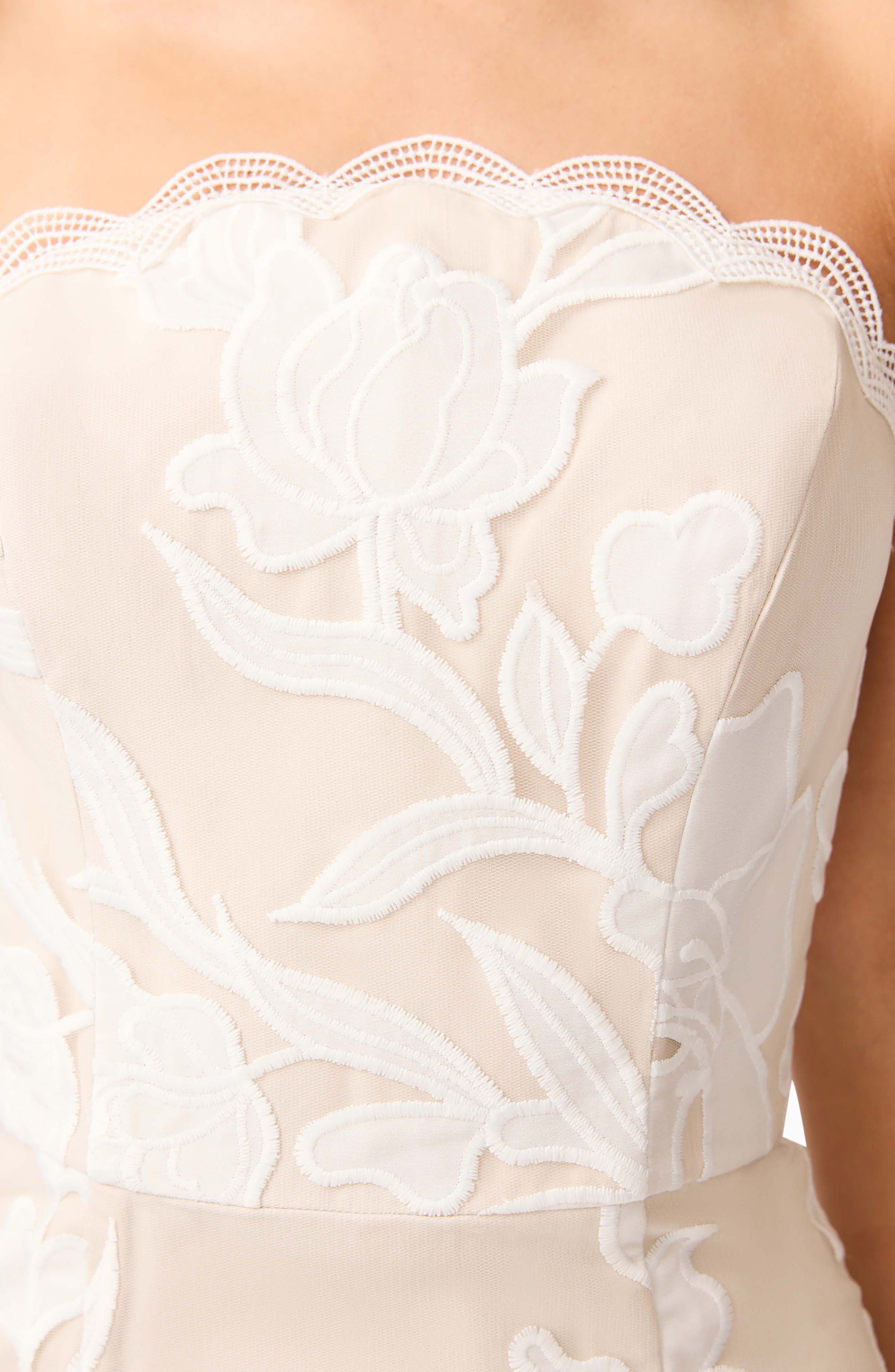flor strapless cocktail dress elliatt Elliatt Women's Flor Strapless Cocktail Dress - White