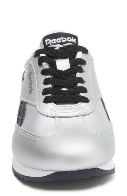 Reebok World 70 Sneaker