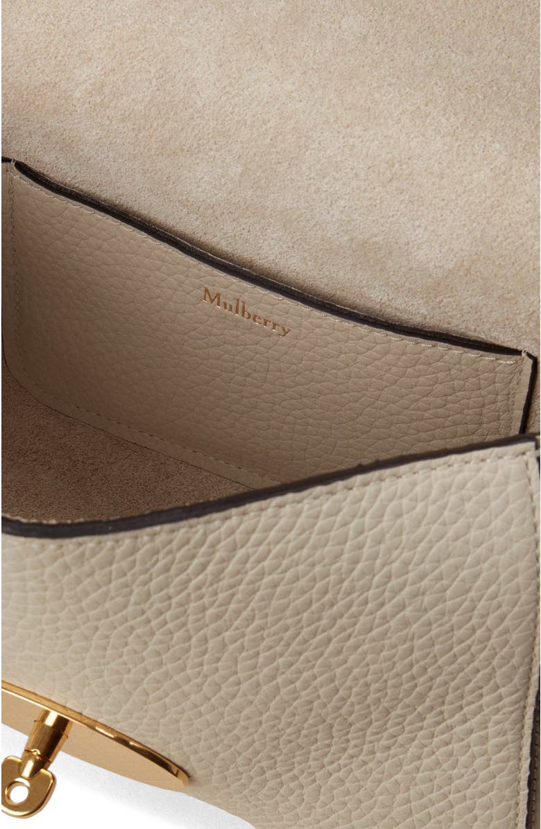 Mulberry Lily, Alternate, color, Chalk