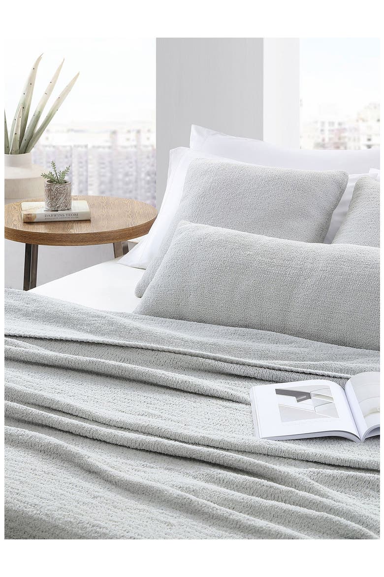 Snug Throw, Alternate, color, CLOUD GREY
