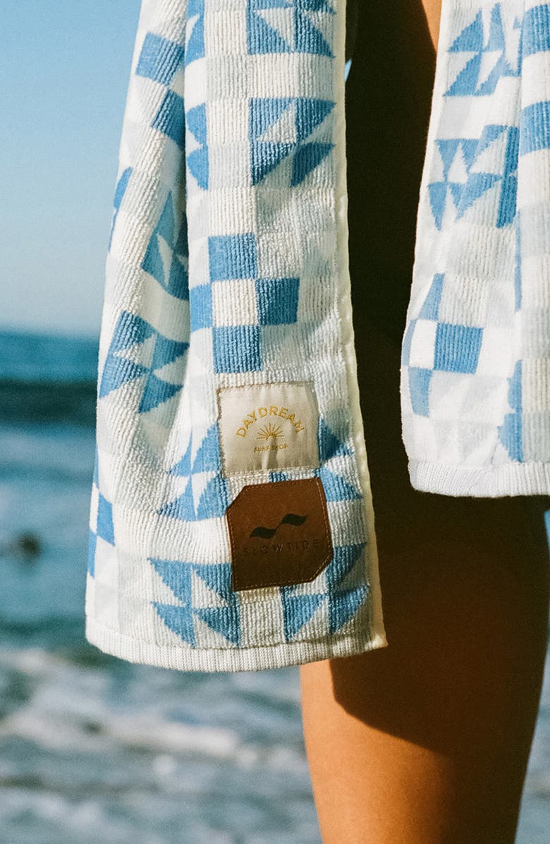 Slowtide The Dream Oversize Beach Towel, Alternate, color,