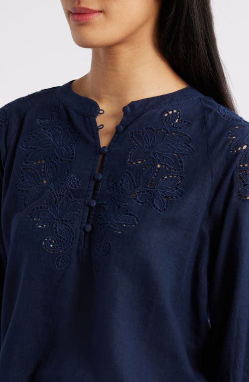 Caslonr Caslon(r) Embroidered Cutwork Split Neck Linen Blend Popover Top In Navy Blazer