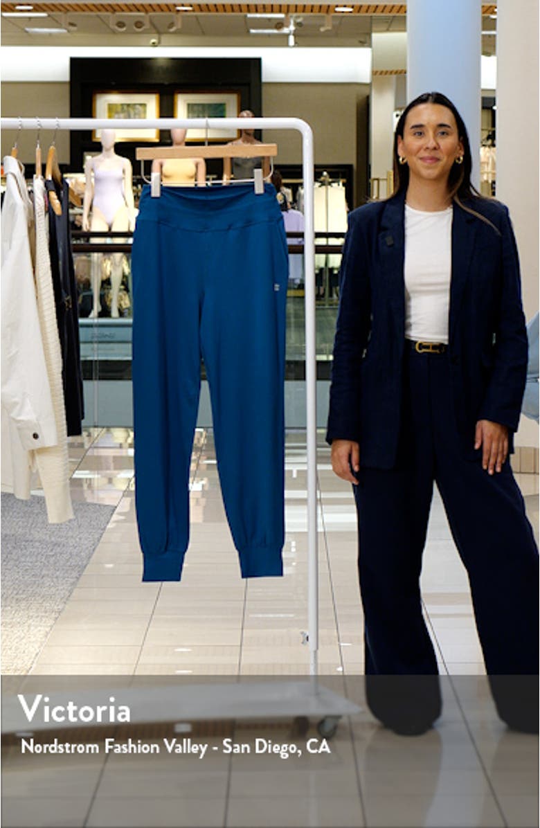 Gaia Pocket Joggers, sales video thumbnail