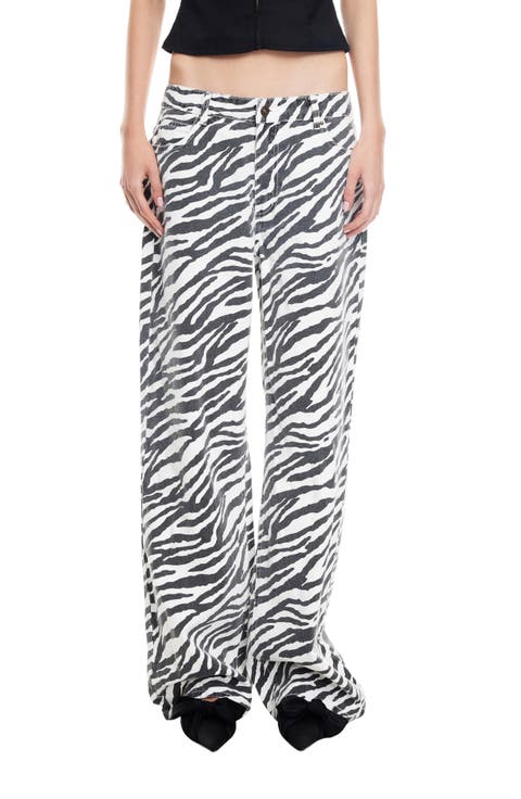 Top Model Zebra Stripe Low Rise Baggy Jeans (Zebra)