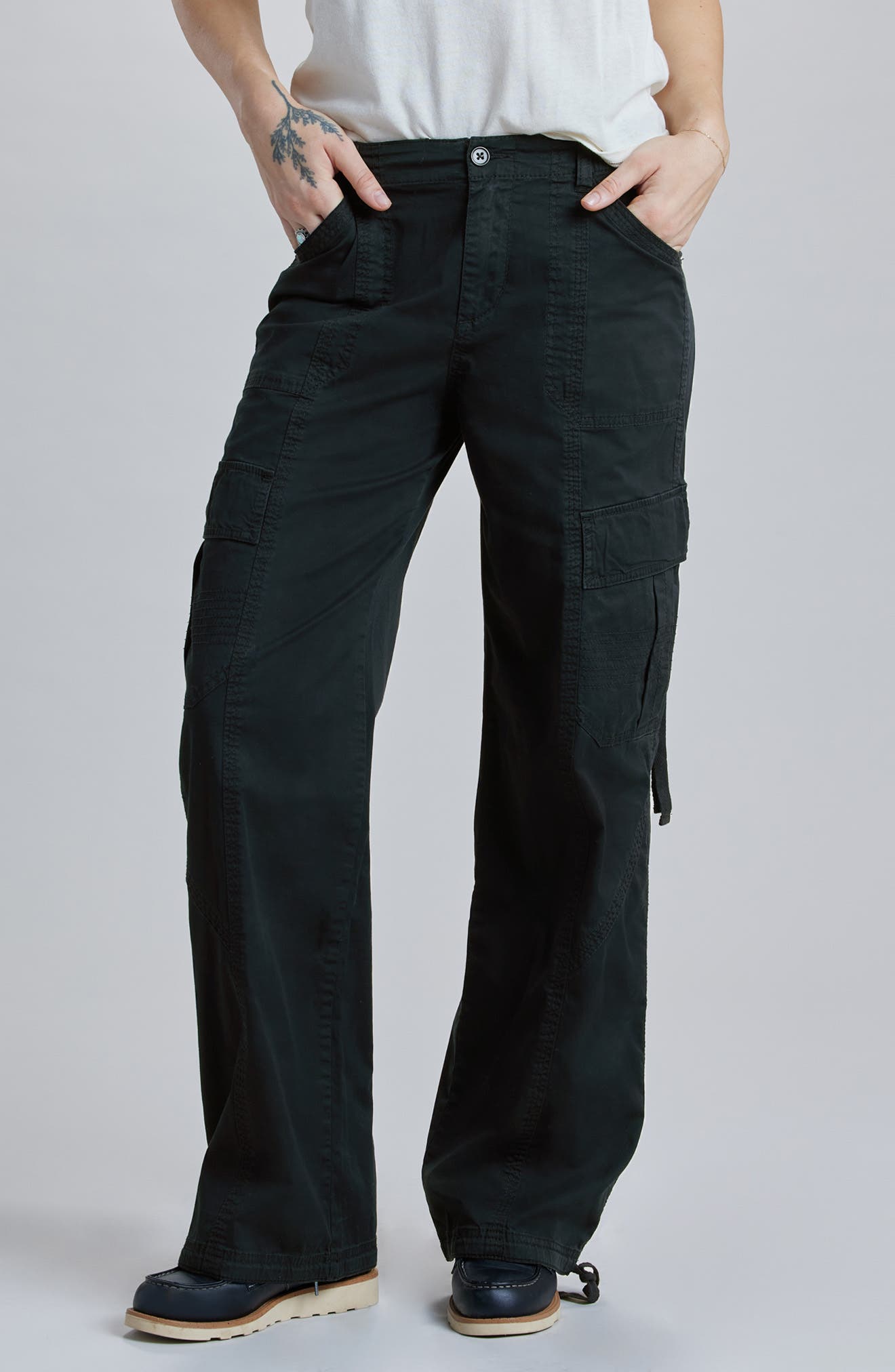 SUPPLIES BY UNIONBAY Jude High Waist Wide Leg Cargo Pants