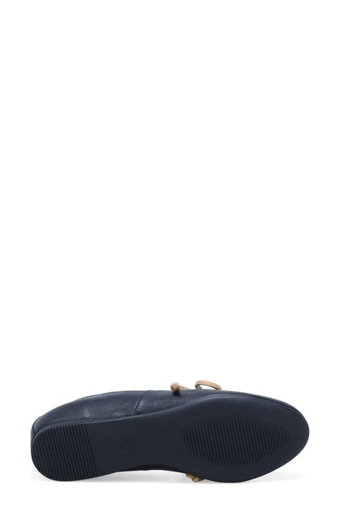 Kamila Leather Flat