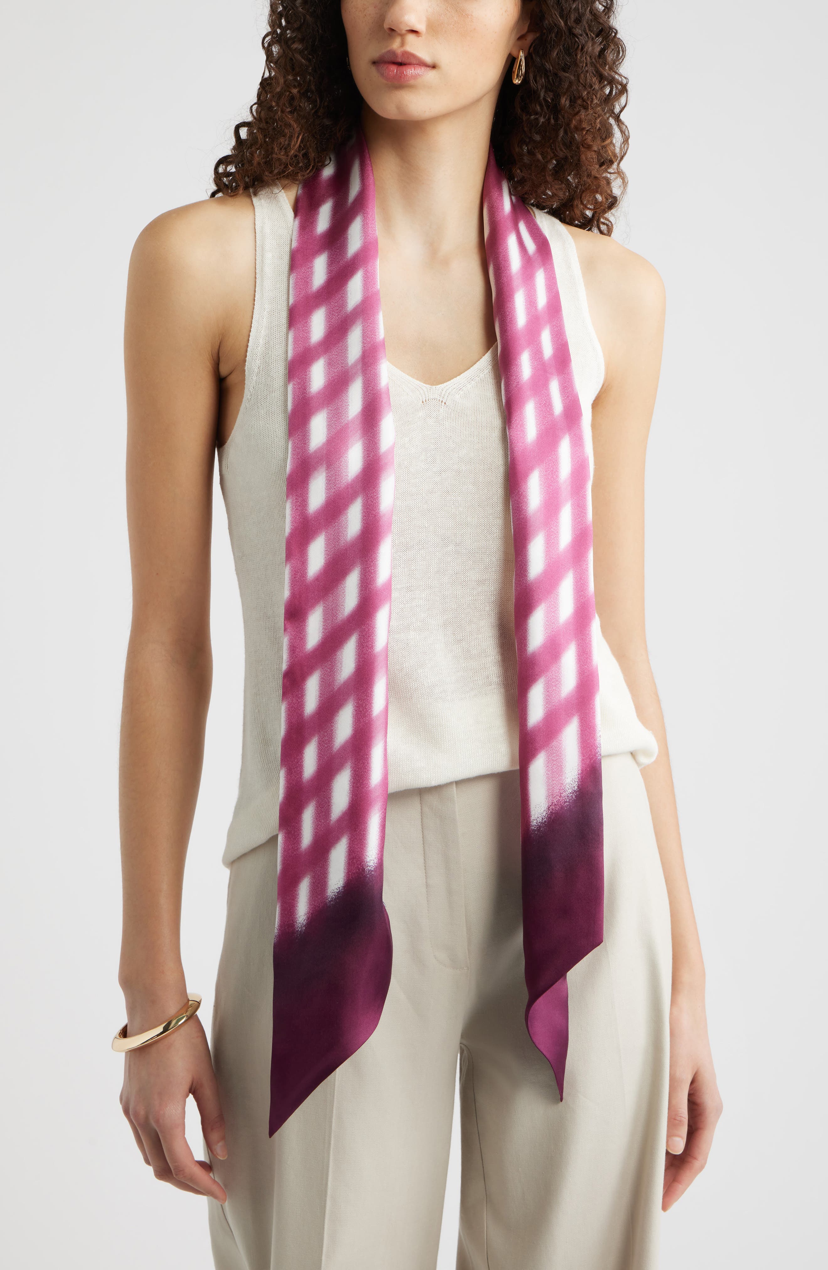 selected MAGENTA BASKET WEAVE